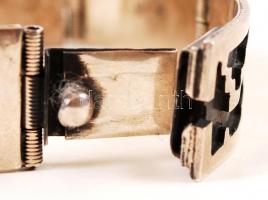 Modern ezüst (Ag.) karlánc, jelzett, ékszeres dobozban, nettó: 36 g