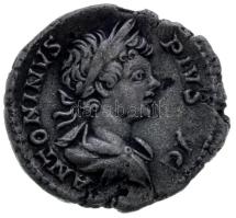 Római Birodalom / Róma / Caracalla 201-206. Denar Ag (3.17g) T:2,2- Roman Empire / Rome / Caracalla 201-206. Denar Ag "ANTONINVS PIVS AVG / RECTOR ORBIS" (3.17g) C:aXF,VF RIC 141.