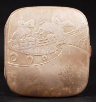 Cca 1880 ezüst (Ag.) cigarettatárca, ugró lovasokkal és patkókkal, monogramos, mesterjellel (K&W), bécsi hatósági jelzéssel, belül aranyozott, nettó: 111 g, 9×8 cm / Silver cigarette case with horses and horseshoe