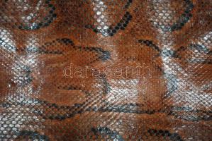 1960 előtt: Szikla piton - kígyóbőr / Snake leather 4,5m max 45 cm