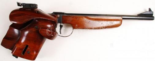 TOZ 35 022LR kaliberű hatástalanított sportpisztoly fa kofferben, olajozóval / Deactivated Russian s...