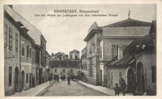 Kismarton, Eisenstadt; das alte Ghetto der Judengasse mit Synagoge / the old Ghetto in the Jewish street, synagogue (EK)