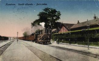 Komárom, railway station, steam-engine (b)