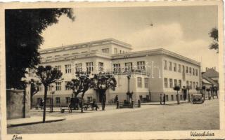 Léva, town hall, automobile