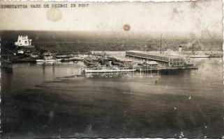 Constanta, port, ships (fl)