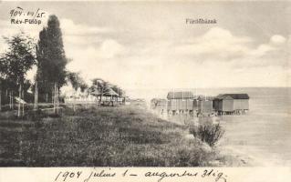 Révfülöp, fürdőházak