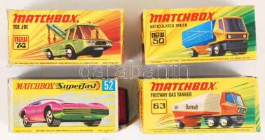 4 db Matchbox kisautó eredeti dobozokkal / 4 original Matchbox toys