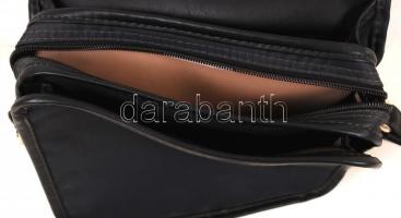 Samsonite válltáska újszerű állapotban, 4 részes