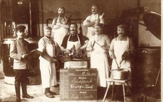 Manschaftsküche Foto AK