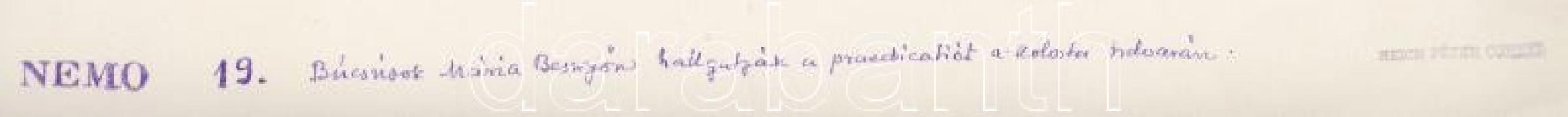 cca 1930-1940 Reich Péter Cornel: Búcsúsok Mária Besnyőn hallgatják a prédikációt a kolostor udvarán...