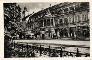 Kolozsvár, Mátyás király tér, Bánffy palota, Erdélyi Pénzváltó Bank, Illatszertár / square, palace, bank, perfume shop (fl)