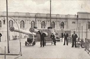 HMS Lion, After barbette guns, Queens palace (fa)