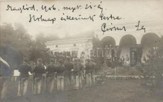 Maglód, kastély, katonazenekar, photo