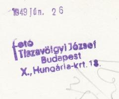 1949 június 26. Tiszavölgyi József: Választások napján a falu főterén, pecséttel jelzett vintage fot...