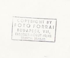 cca 1930-1940 Foto Forrai: Szentpál Olga tánccsoportjának színpadi jelenete, pecséttel jelzett, feli...