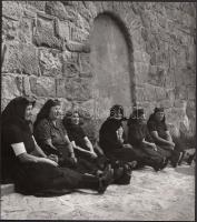 cca 1970-1980 Elmentek a törökök, ismeretlen szerző fotóművészeti alkotása, feliratozva, 20x18 cm