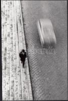 cca 1970-1980 Farkas Gyula: Sebesség, vintage fotóművészeti alkotás, pecséttel jelzett, 20x13 cm