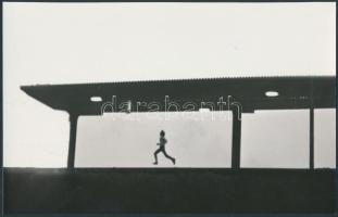 cca 1970 Inkey Alice (1940-): Elkésve, vintage fotóművészeti alkotás, feliratozott, 11x18 cm