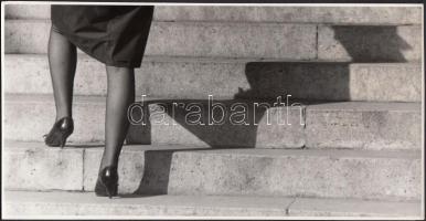 cca 1950-1960 Krisch Béla (Kecskemét): Árnyék, vintage fotóművészeti alkotás, pecséttel jelzett, feliratozott, 12x24 cm