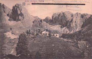 Grödner Joch / Gardena Pass, Regensburger Hütte