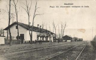 Jászkisér, Államvasúti váróterem és iroda, Kilián István kiadása (fa)