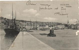 Vela Luka, Pristaniste / port, steam ship