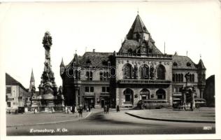 Korneuburg, Rathaus / town hall, autobus (EK)