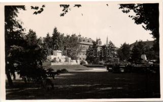 Szeged, Széchenyi tér, Tisza szobor