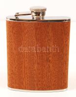 Zsebben hordható pálinkás üveg fa borítással, dobozában leírással, újszerű állapotban