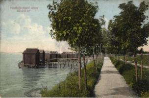 Révfülöp, Fürdőhöz vezető sétány; kiadja Csényi Istvánné (ázott sarok)