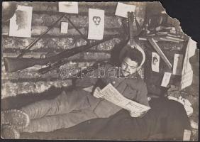 1917 október, Katonai fotó, Niemetz Károly hdpj fedezéke, feliratozva, a kép sarka hiányzik, 9x13 cm