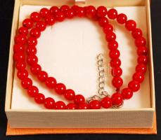 Korall nyaklánc, h: 45 cm /
Coral necklace, 45 cm