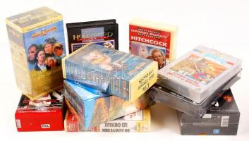 11 db eredeti bontatlan műsoros VHS kazetta jó külföldi filmekkel / 11 original new VHS movies