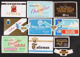 12 db különböző magyar boros címke