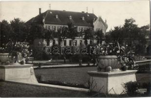 Baja, Déry park, Polgári fiú iskola (EB)