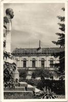 Bácstopolya, Hadzsy szobor, Magyar királyi postahivatal / statue, post office