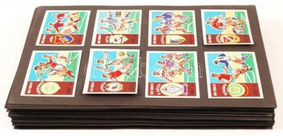 kb 2600 darabos gyönyörű magyar gyufacímke gyűjtemény alkalmi sorozatokkal, szépen rendezve kiállítá...