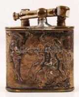 Öngyújtó ezüst (Ag) borítással kézi ötvösmunka: udvari felolvasás / Lighter with handmade ornamented silver cover. 0,800 fineness