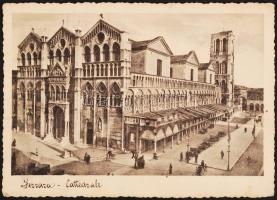 Latabár Kálmán és Árpád színészek aláírása édesanyjuknak küldött képeslapon, 10x15 cm