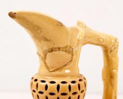 Zsolnay kiöntő, sérült, formaszám:4752, jelzett, m:17 cm