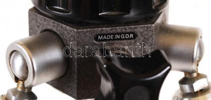 Használt összecsukható háromlábú fém német (GDR) fényképező állvány, m: 52 cm