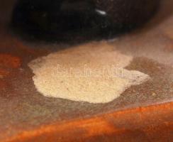 Söröző párocska, jelzés nélkül, máz hibákkal, m:17 cm