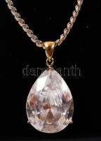Csepp alakú csiszolt kristály függő aranyozott foglalatban ezüst (Ag) láncon, jelzett, br: 19,8 g /
...