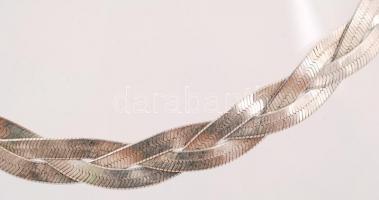 Ezüst (Ag) nyakék fonott díszítéssel, jelzett, h: 42 cm, 17,5 g /
Silver necklace, 17,5 g