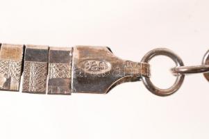 Ezüst (Ag) nyakék tűzaranyozott díszítéssel, h: 40 cm, 10,5 g /
Silver bracelet, 10,5 g