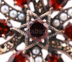 Kövekkel kirakott ezüst (Ag) függő ezüst láncon, jelzett, 12 g /
Silver necklace with pendant, 12 g