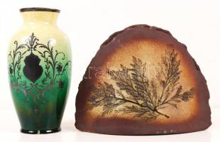 Iparművészeti Vállalatos váza és egy jelzés nélküli váza, apró lepattanásokkal, m:24 cm, h:27cm