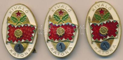 ~1960. Első osztályos "Kiváló Katona" jelvény (3x) T:2