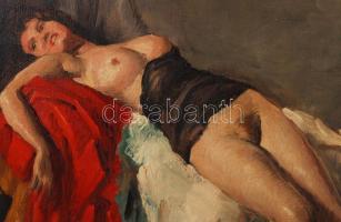 Mihalovits jelzéssel: Pihenő modell. Olaj, vászon, jelzett, antik keretben, 40x50 cm