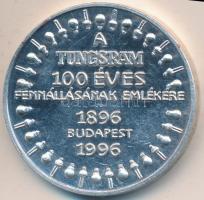 Fritz Mihály (1947-) 1996. "A Tungsram 100 éves fennállásának emlékére" ezüstözött ffém em...